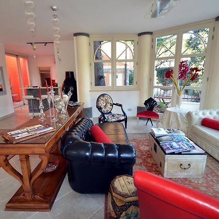 Relais Il Giardino Segreto Maison De Charme Desenzano del Garda Bagian luar foto