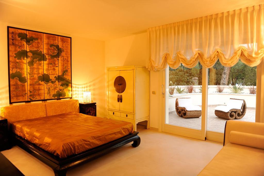 Relais Il Giardino Segreto Maison De Charme Desenzano del Garda Ruang foto
