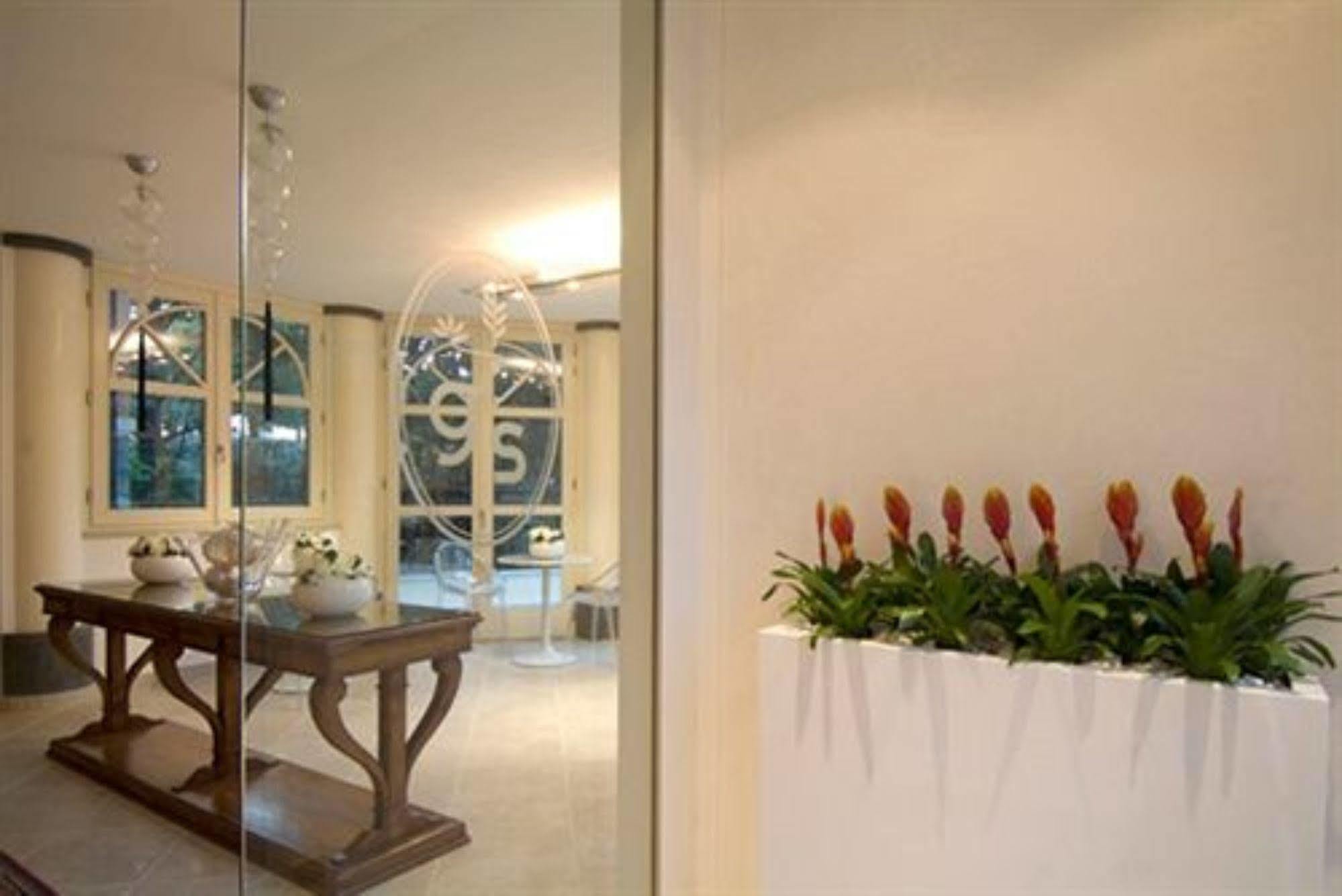Relais Il Giardino Segreto Maison De Charme Desenzano del Garda Bagian luar foto